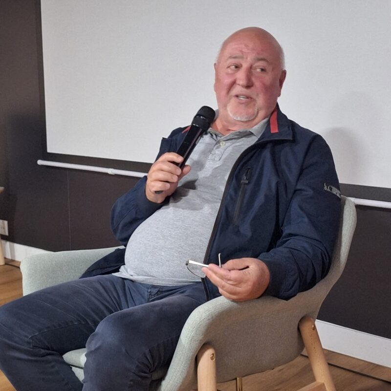 Prof. Jurij Shapoval berichtet über Biografien, die trennen und verbinden: Bohdan Osadczuk (UKR) und Jerzy Giedroyc (PL)